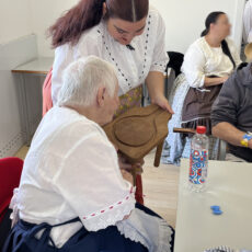 El PFAE ALEGRÍA celebra el Día de Canarias con una jornada de talleres tradicionales en el Centro de Estancia Diurna de Ingenio.