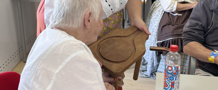 El PFAE ALEGRÍA celebra el Día de Canarias con una jornada de talleres tradicionales en el Centro de Estancia Diurna de Ingenio. El PFAE ALEGRÍA celebra el Día de Canarias con una jornada de talleres tradicionales en el Centro de Estancia Diurna de Ingenio.